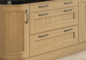 Wooden kitchen unit doors with traditional style handles